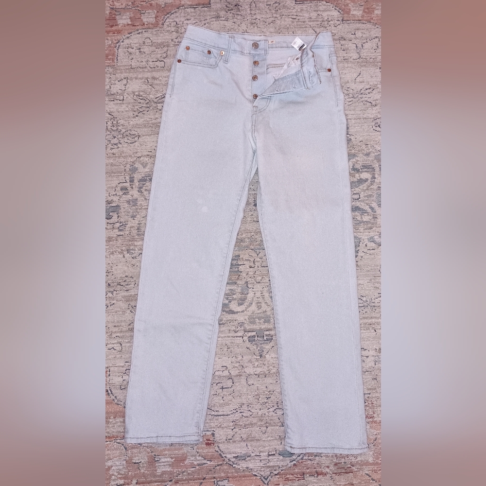 Levi's Light Washed wedgie Straight Button Fly Jeans Size 29
